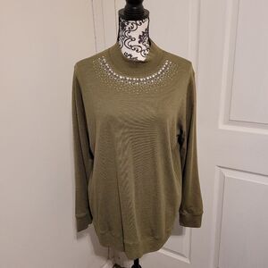 ‎Sara Morgan Green gemed neckline top
